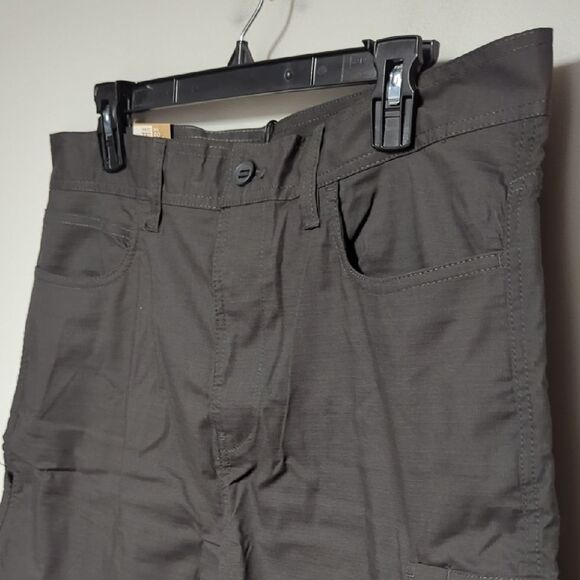 NWT prana Double Peak Black Cargo Shorts with Sturdy Cotton Blend - Picture 2 of 10